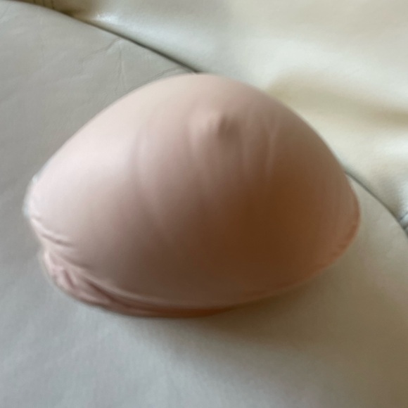 Breast Prosthesis - Picture 2 of 5